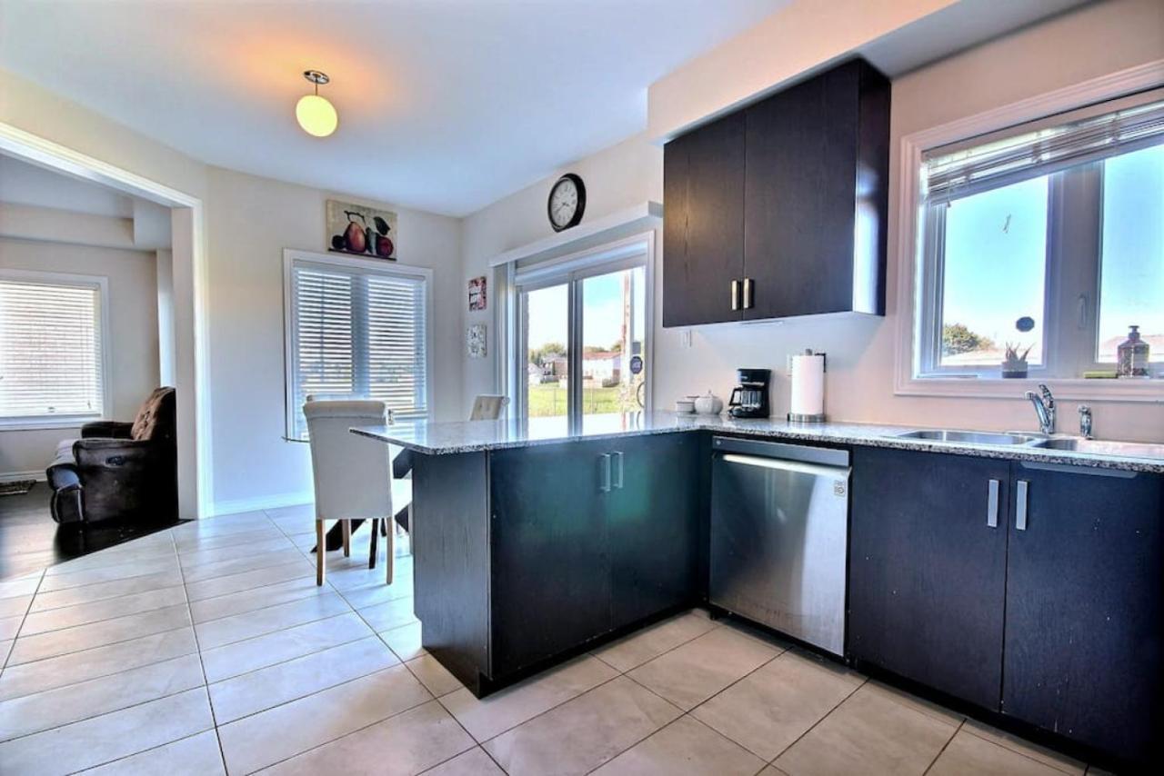 Holiday home Luxury Mins From Waterfall Next To Transit