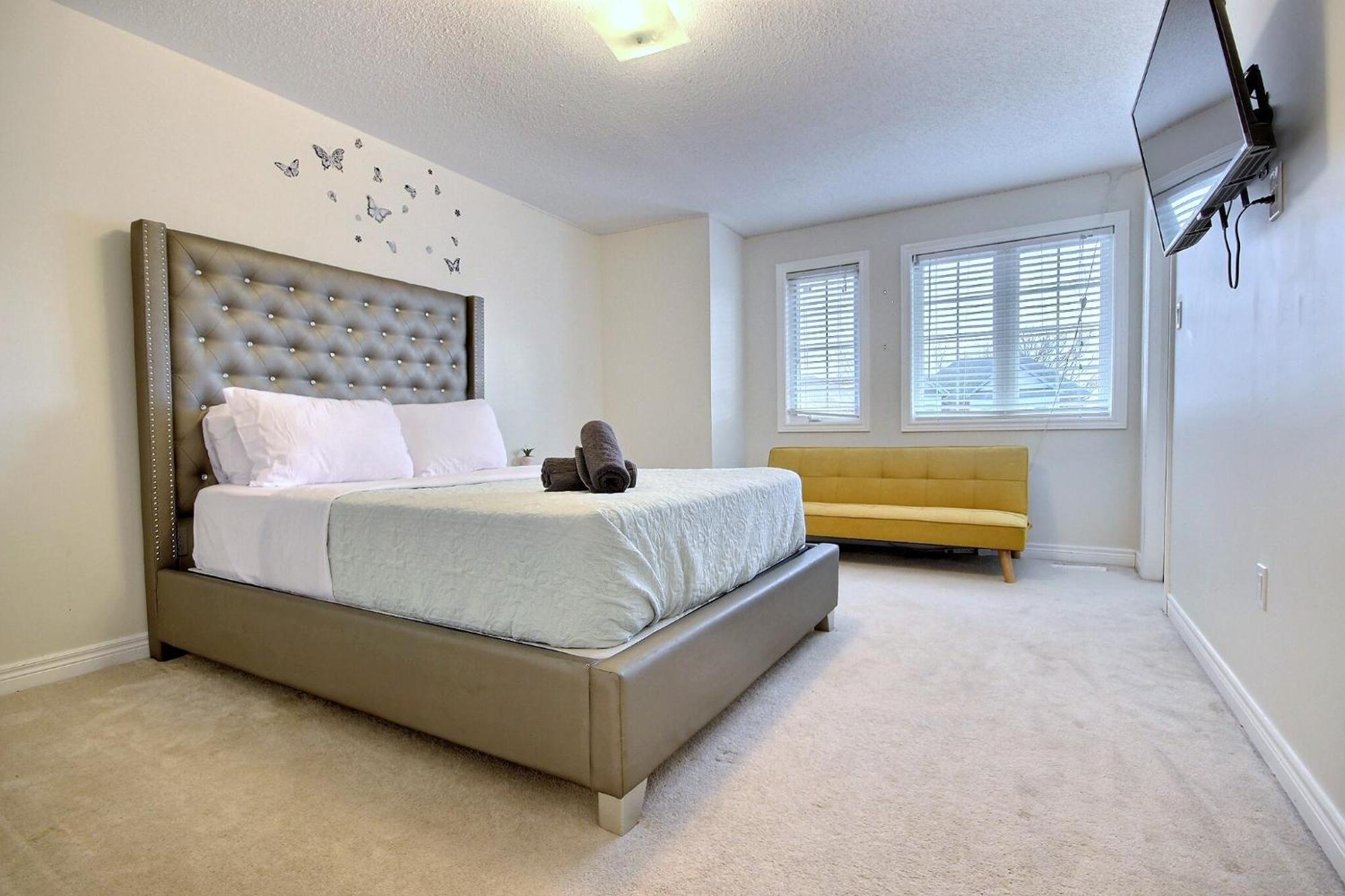 Luxury Mins From Waterfall Next To Transit Niagara Falls